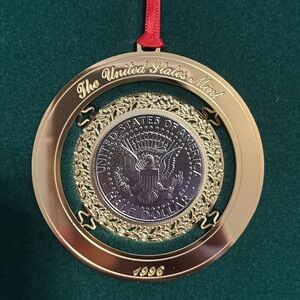 1996 United States Mint Holiday Ornament Kennedy Half Dollar Uncirculated Coin